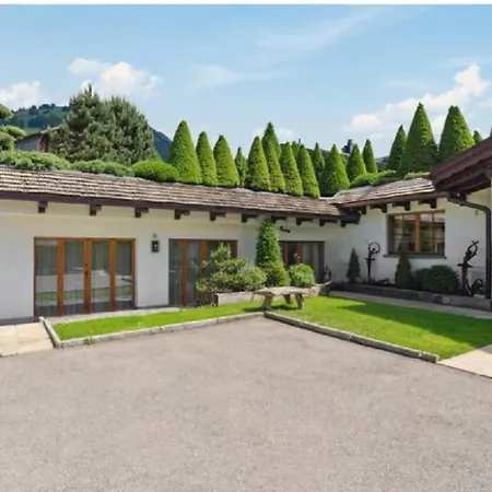 Holiday home 7-bedroom Private Pool And Stunning Views