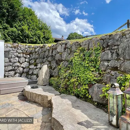 7-bedroom Private Pool And Stunning Views