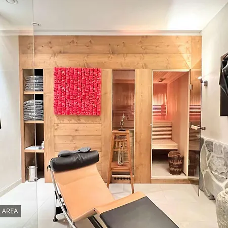 Σπίτι διακοπών 7-bedroom Private Pool And Stunning Views