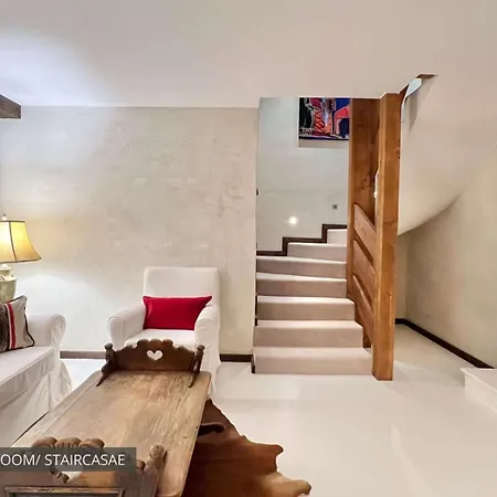 Casa vacanze 7-bedroom Private Pool And Stunning Views Gstaad