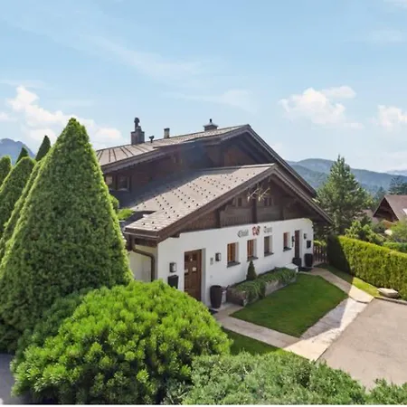 7-bedroom Private Pool And Stunning Views Holiday home
