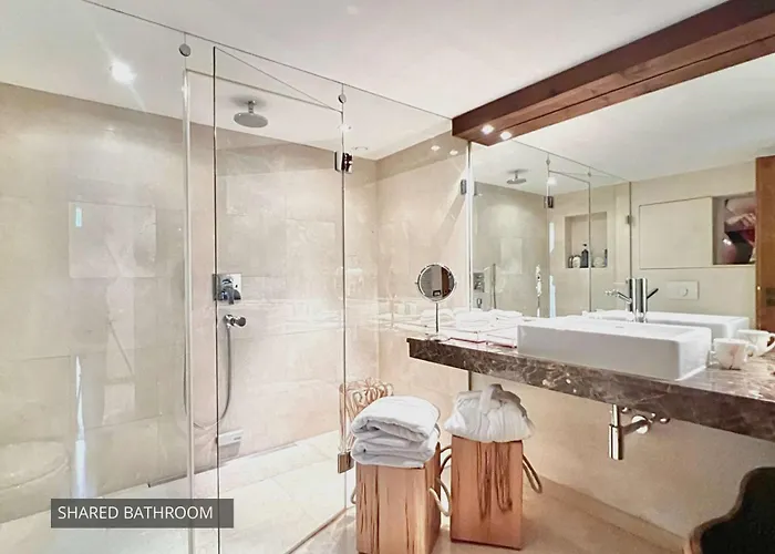 7-bedroom Private Pool And Stunning Views Hébergement de vacances