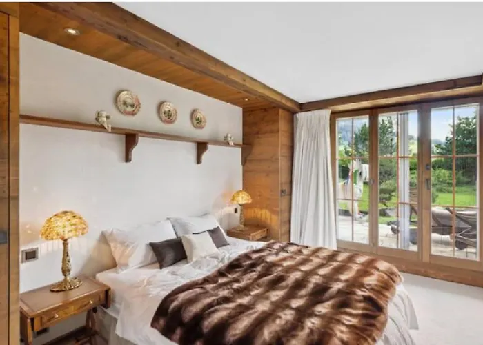 Hébergement de vacances 7-bedroom Private Pool And Stunning Views *