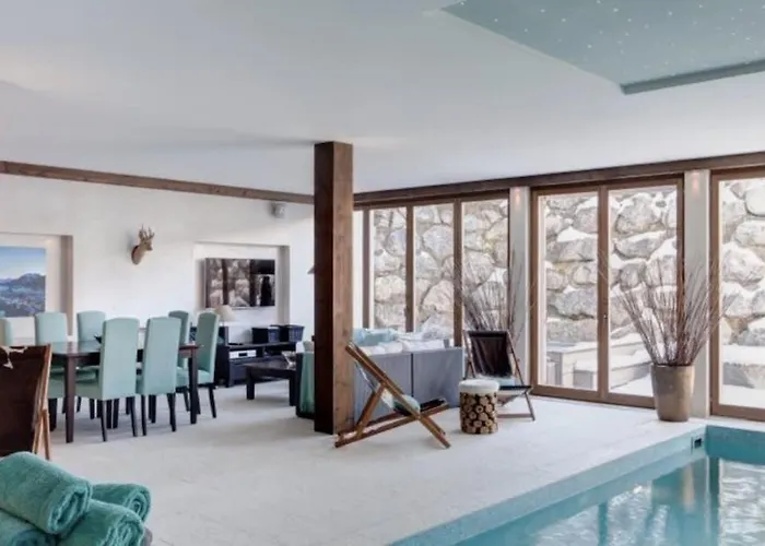 Dom wakacyjny 7-bedroom Private Pool And Stunning Views *