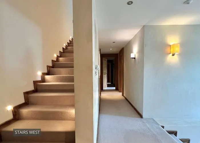 7-bedroom Private Pool And Stunning Views *