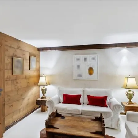 7-bedroom Private Pool And Stunning Views